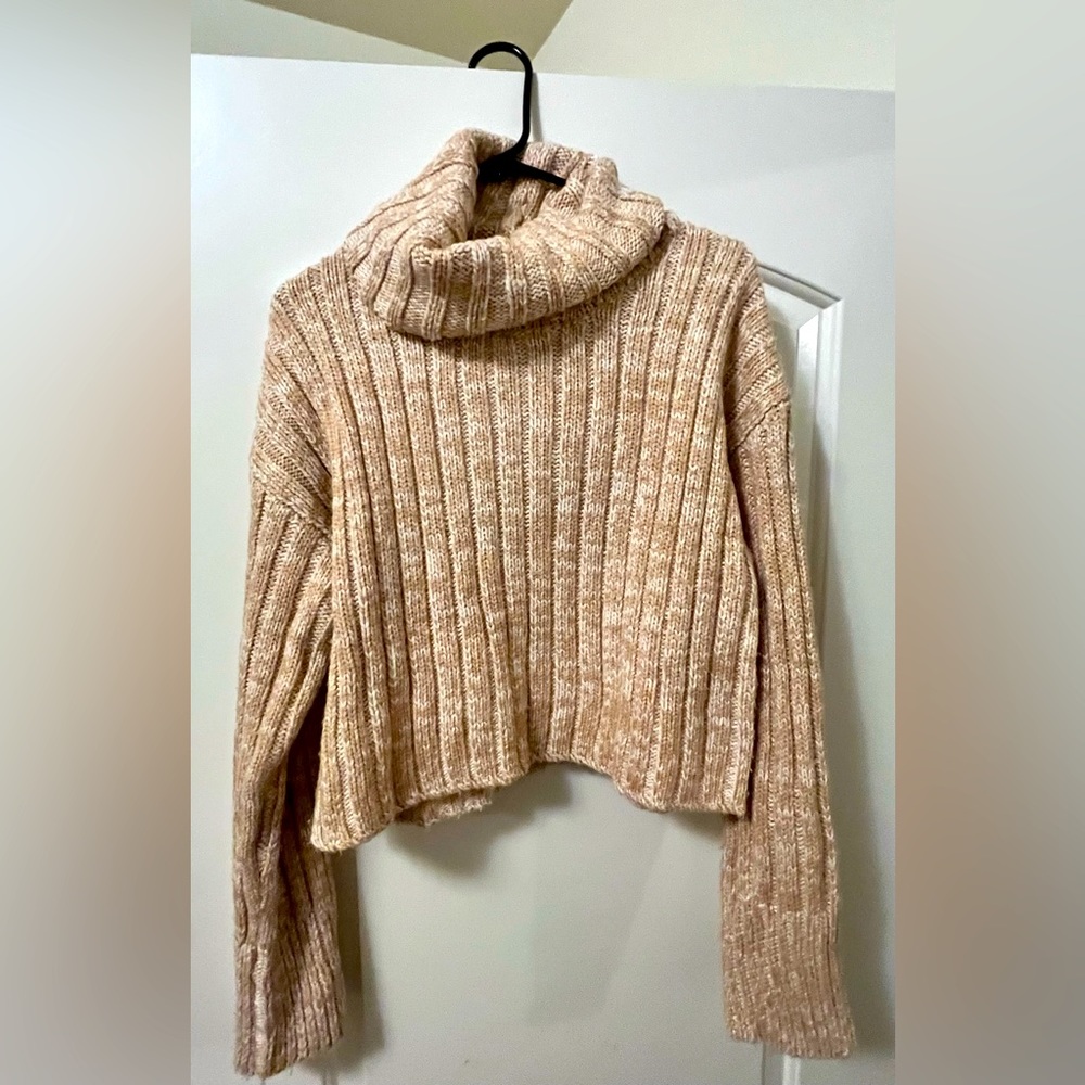 Urban Outfitters Cropped Sweater